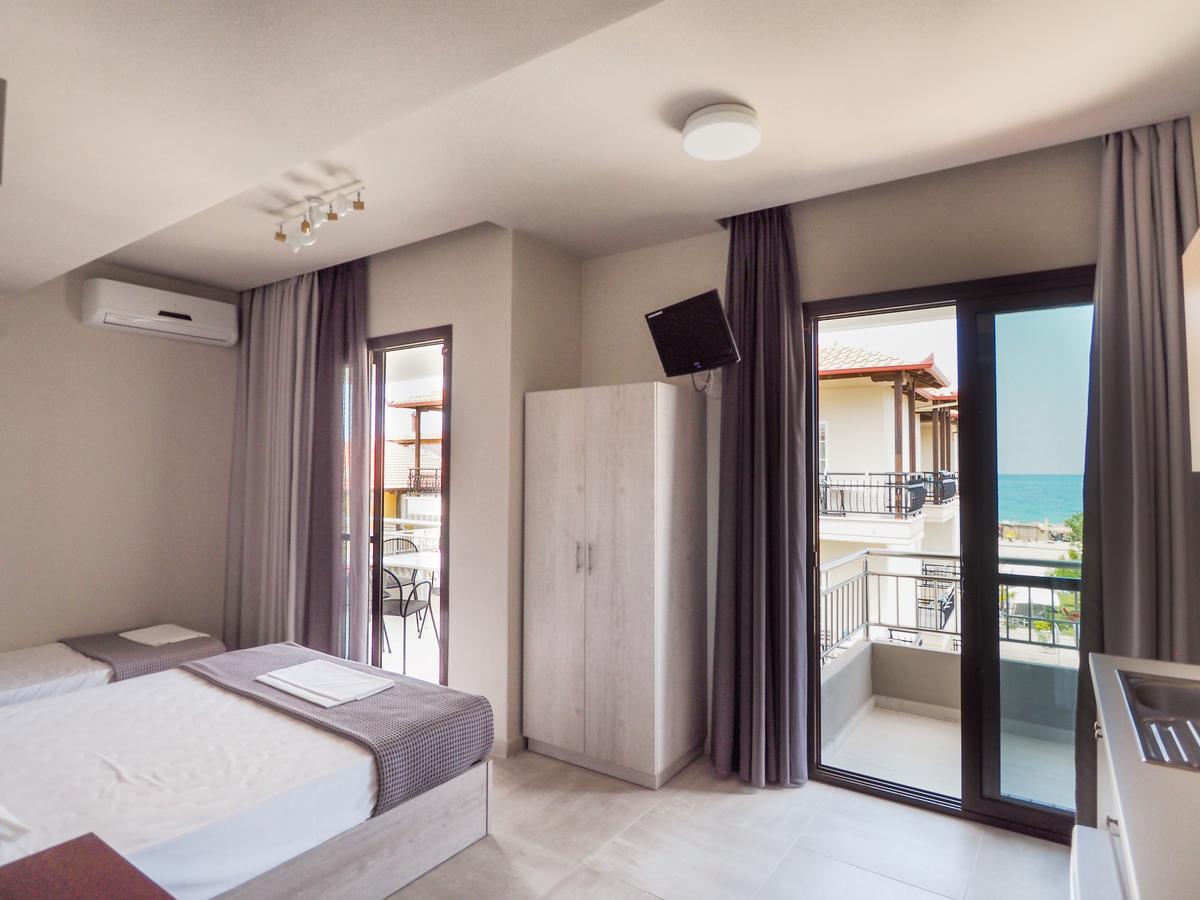 Afrodite Beach Neoi Poroi Exterior foto